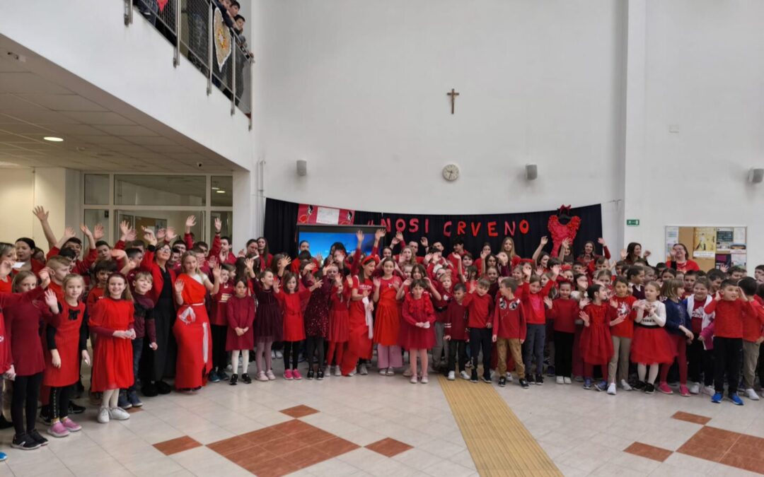 Obilježavanje Dana crvenih haljina