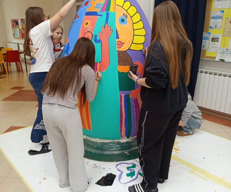 Oslikavanje pisanica inspirirano Lončarićem